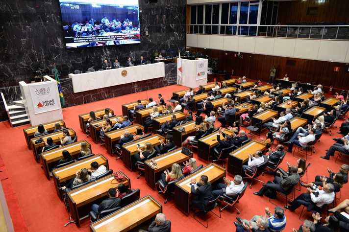 Secretários confirmam presença em audiência da Comissão de Segurança Pública da ALMG Secretários confirmam presença em audiência da Comissão de Segurança Pública da ALMG