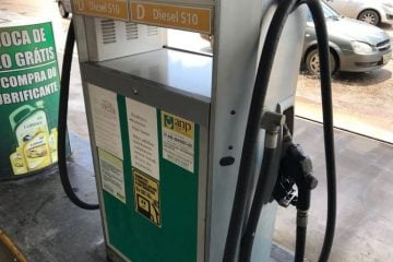 Após três cortes, Petrobras aumenta preço do diesel em 3,9%