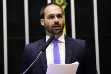 Governo formaliza consulta aos EUA sobre indicação de Eduardo Bolsonaro para embaixador