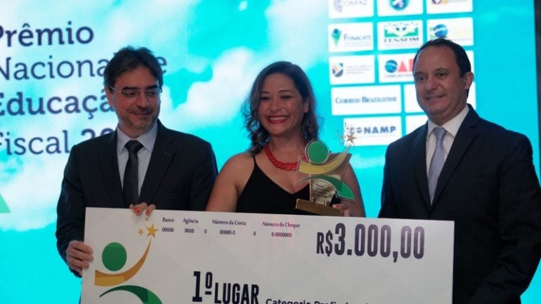 Prêmio de jornalismo sobre educação fiscal tem inscrições abertas até outubro