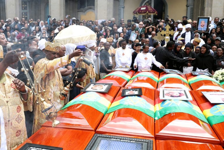 Etiópia faz funeral simbólico para 157 vítimas de acidente aéreo
