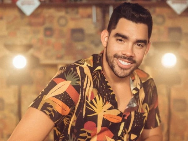 Passaporte do cantor Gabriel Diniz é encontrado próximo a avião que caiu no Sergipe