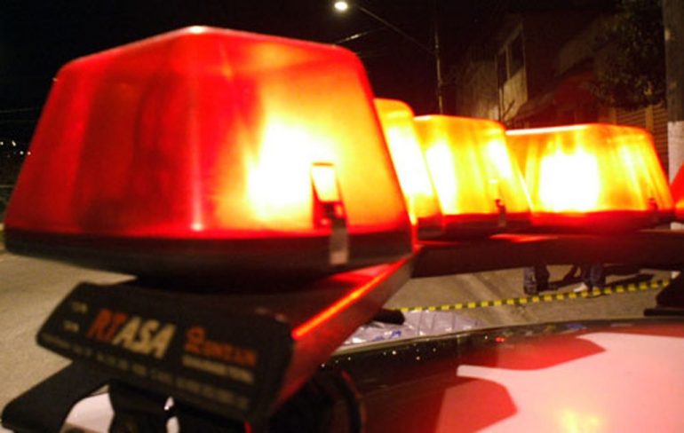 Dois jovens acusados de roubo são conduzidos para centro de internação