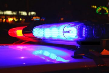 Farmácia é assaltada por trio armado durante a madrugada