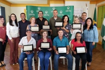 Servidores aposentados são homenageados em Catas Altas
