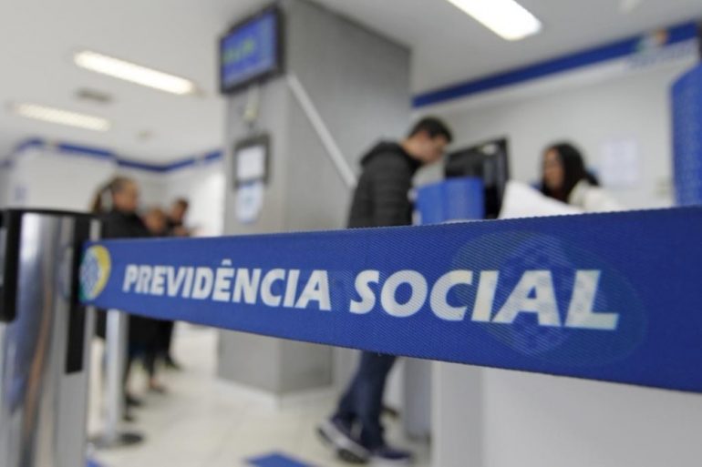 Comissão que analisa reforma da Previdência ouve especialistas