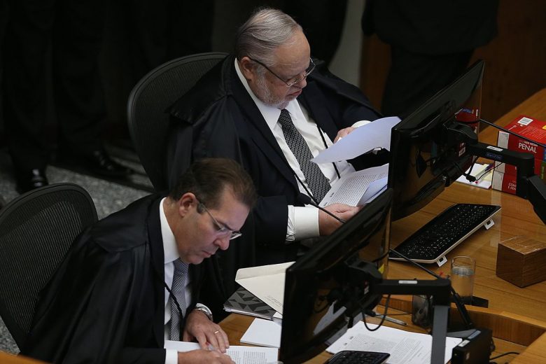 STJ começa julgamento de recurso contra condenação de Lula