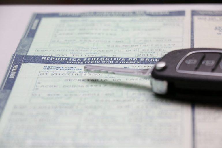 Motoristas têm até hoje para pagar a Taxa de Licenciamento sem multas
