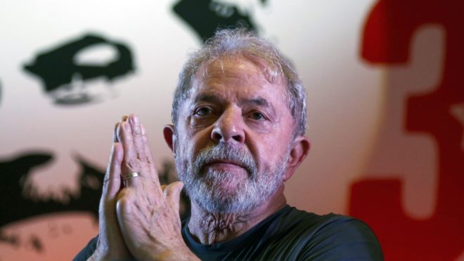 Lava Jato pede à Justiça regime semiaberto para Lula