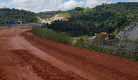 Máquinas voltam a operar em trecho da BR-381 entre Barão de Cocais e Caeté