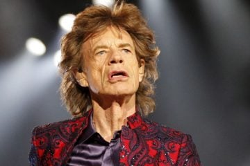 Mick Jagger se recupera de cirurgia no coração