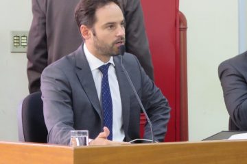 Neidson não desiste de redução de vereadores e diz que buscará apoio popular