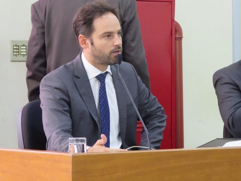 Neidson não desiste de redução de vereadores e diz que buscará apoio popular