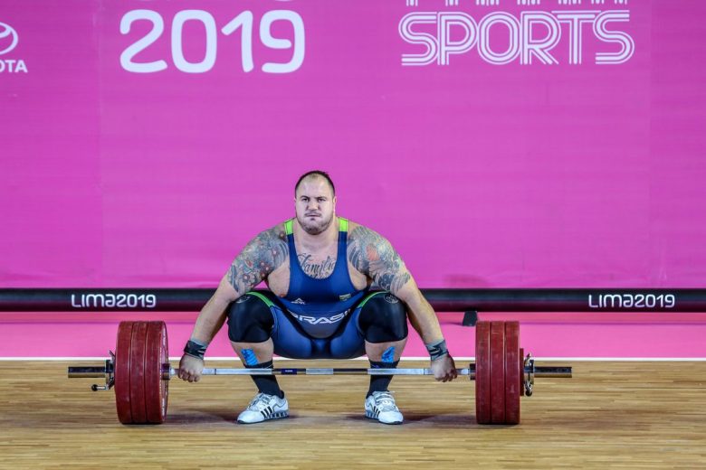 Brasileiro levanta 420 kg e conquista o tri pan-americano na categoria