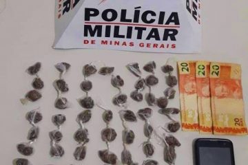Mulher é presa em Nova Era com 65  buchas de maconha