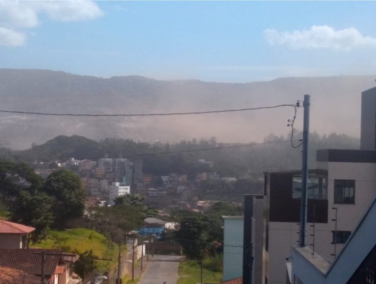 Dados mostram “explosão” em índices de monitoramento durante nuvem de poeira que pairou sobre Itabira