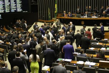Câmara aprova urgência para votação do projeto sobre porte de armas