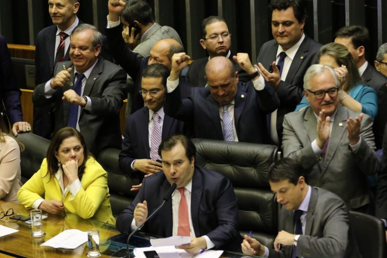 Câmara conclui votação da reforma da Previdência em primeiro turno
