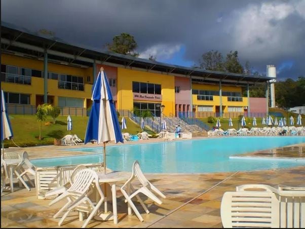 Enfermeira conta como salvou criança em clube no dia de folga