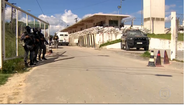 Sobe para 57 o número de detentos mortos em presídios de Manaus