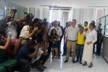 Marina critica polarização e não decidiu quem apoiará no 2º turno