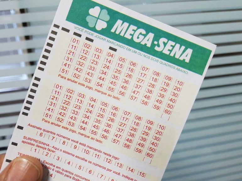 Ninguém acerta na Mega-Sena e prêmio acumula em R$ 80 milhões