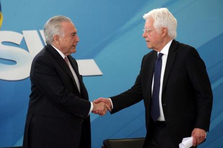 Ministério Público Federal pede que Temer e Moreira voltem para a prisão