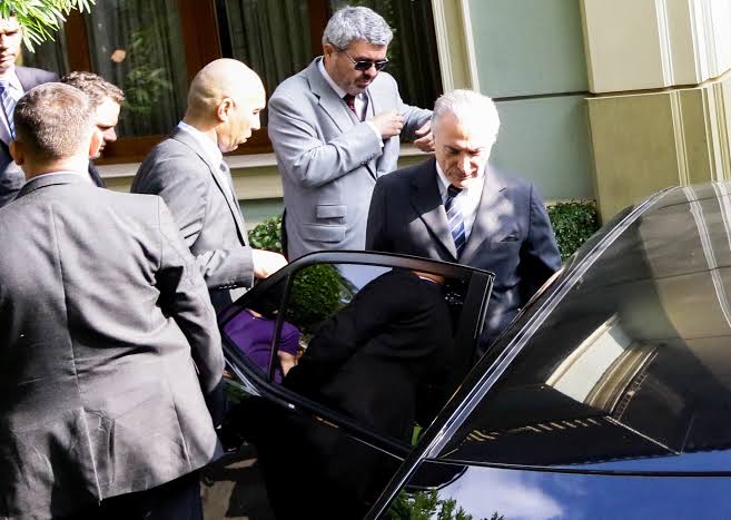 Temer se apresenta à PF em São Paulo após decisão da Justiça