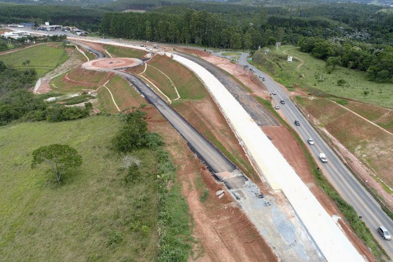 Tráfego na BR-381 perto de Itabira será no esquema Pare e Siga até quinta-feira