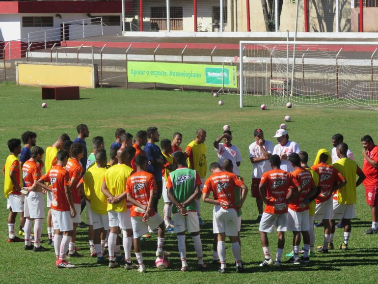 Chegou o grande dia! Diante do torcedor, Valério decide sonho de 8 anos
