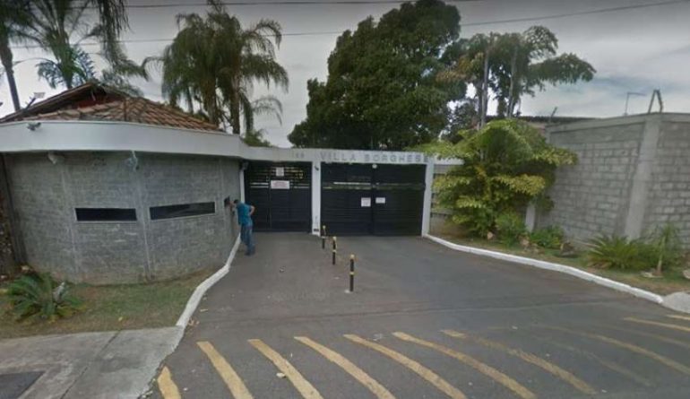 Jovem de 17 anos é suspeita de matar avó e fazer festa na mesma casa