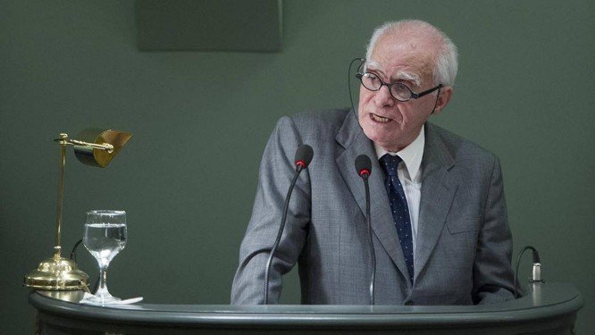 Escritor Ignácio de Loyola Brandão é o novo imortal da ABL