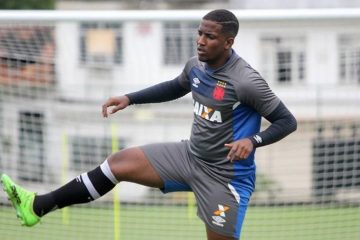 Jogador do Vasco morre em acidente de trânsito no Rio