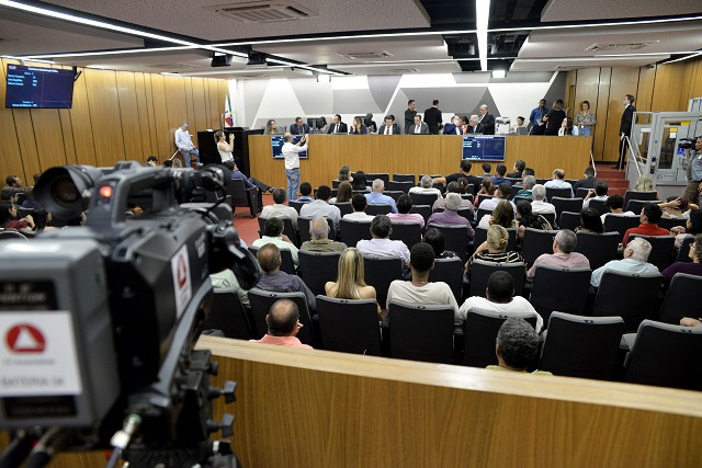 Deputados mineiros cobram cancelamento de anexação de cartórios
