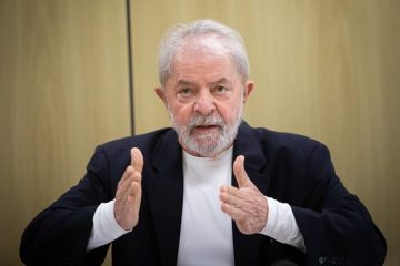 Tribunal da Lava Jato interrompe prazo para Lula responder a acusações de lavagem