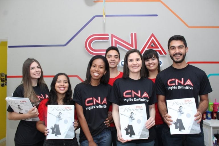 Alunos do CNA Itabira se preparam para prestar exame de Cambridge