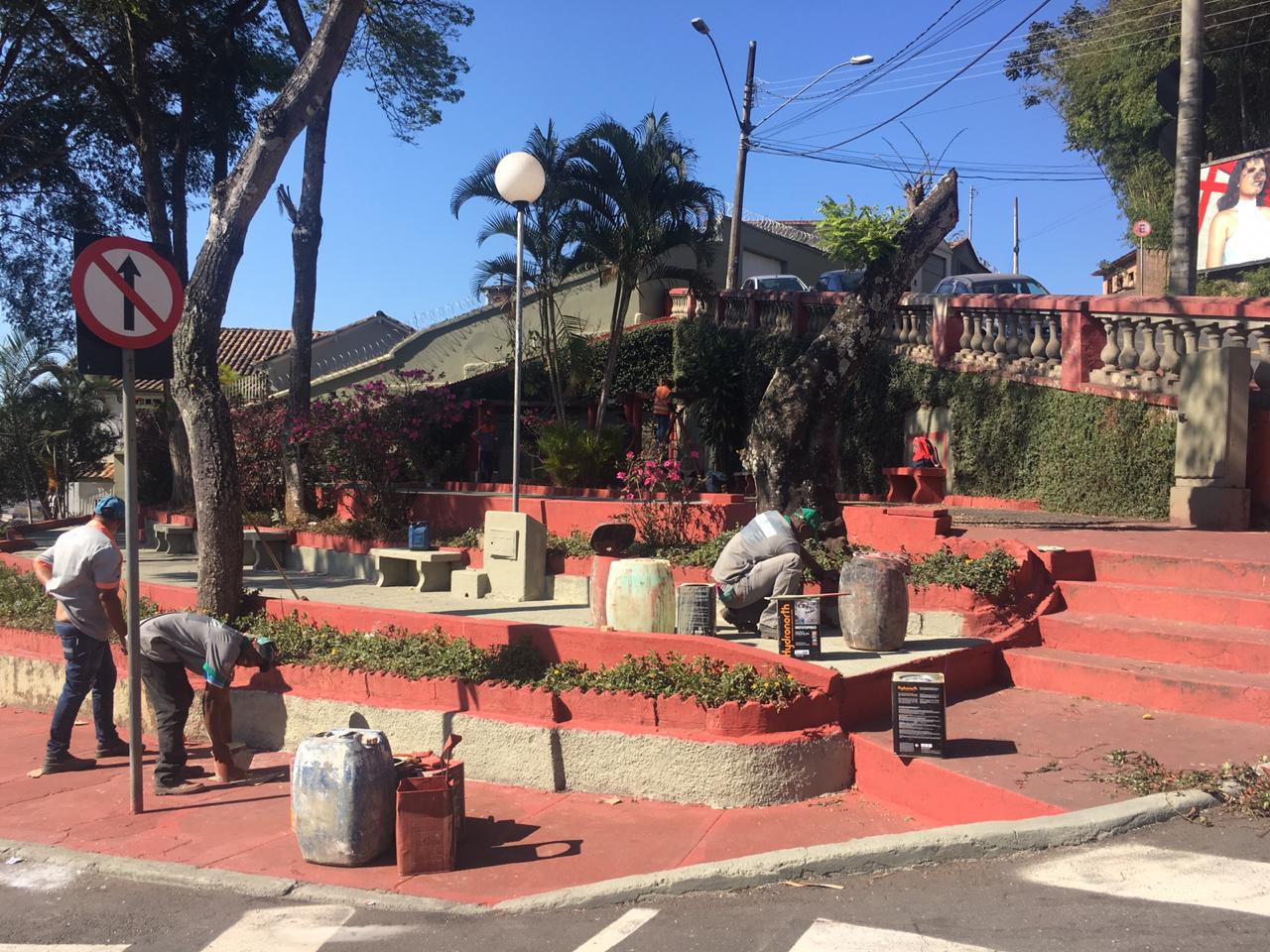 Praça Doutor Joaquim Pedro Rosa passa por revitalização