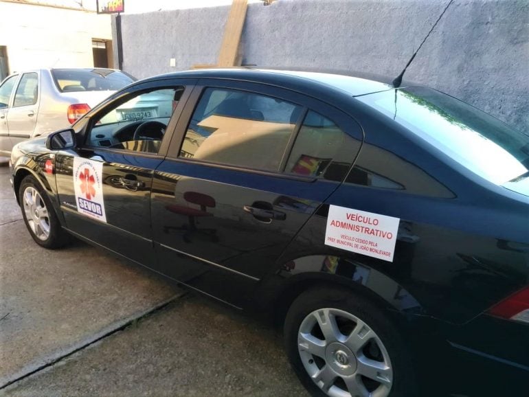 Carro administrativo do Serviço Voluntário de Resgate recebe identificação