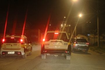 Casal é assaltado em um ponto de ônibus em Itabira