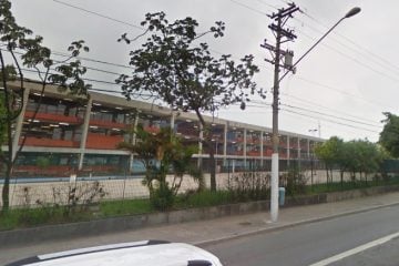Aluno de 14 anos esfaqueia professor em São Paulo