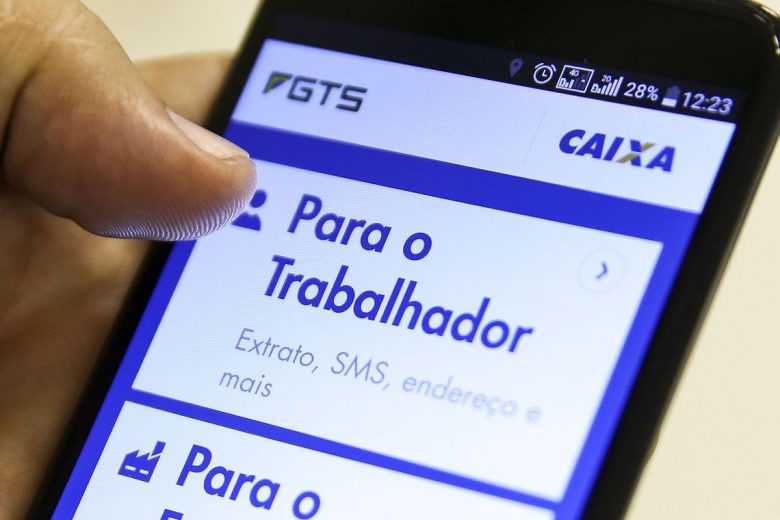 Começa nesta semana pagamento de R$ 500 por conta do FGTS