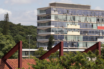 UFMG amplia tempo de graduação em casos específicos