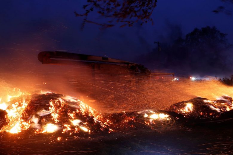 Incêndios na Califórnia forçam a evacuação de 180 mil pessoas