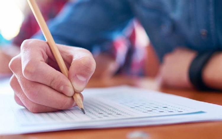 Mais de 200 concursos têm inscrições abertas para quase 25 mil vagas no país