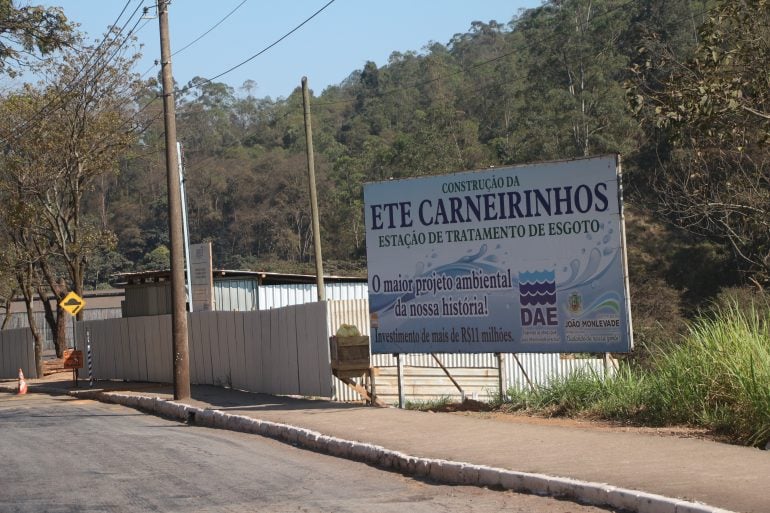 DAE afirma que chuvas não interferem nas obras da ETE Carneirinhos em Monlevade
