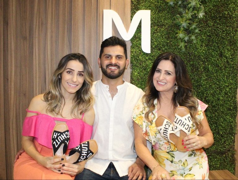 Marina Shoes agora é revendedora da Schutz em Itabira