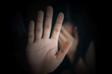 Após vítima assistir a reportagem sobre abusos sexuais, homem é preso