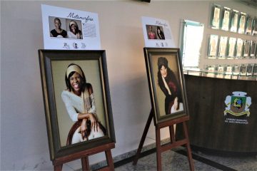 Outubro Rosa: iluminação especial e exposição na Câmara de João Monlevade