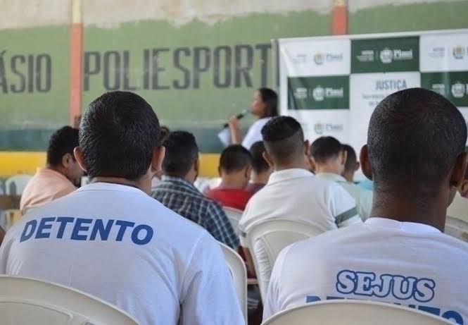 MEC encerra inscrições para ENEM PPL na próxima sexta-feira