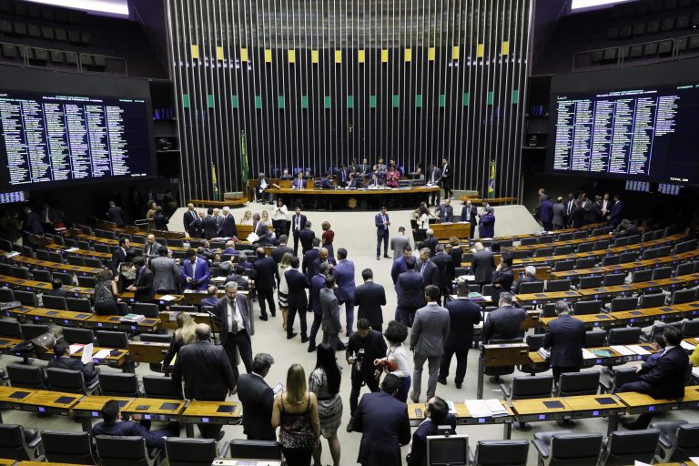 Governo publica lei que facilita venda de bens apreendidos do tráfico de drogas